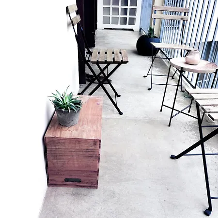 79m2 Proche Toulouse, Lumineux 2 Chambres, 1 Bureau Apartmán