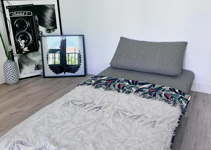 Apartment 79m2 Proche Toulouse, Lumineux 2 Chambres, 1 Bureau